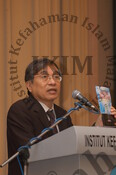Majlis Penyampaian Anugerah Perkhidmatan Cemerlang IKIM Tahun 2012, Anugerah Pekerja Setia dan Pelancaran Buku