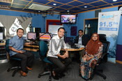 Tetamu Warna Pagi