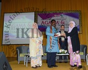 Dailog Kehormonian Antara Penganut Agama : Agama & Perubahan Iklim Dunia