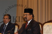 Mesyuarat Majlis Perundinga Islam Kali Ke-4 dan Majlis Pelancaran Kempen Kesedaran Halal (APD 2011)