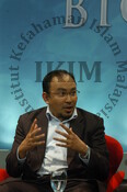 Bual Bicara TV Al-Hijrah bersama YBhg. Dr. Farid Shahran