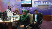 Tetamu Slot Nasionalfm RTM bersama Pn. Hajjah Nik Hasnah Ismail