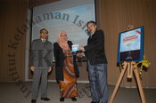 Majlis Penyampaian Anugerah Perkhidmatan Cemerlang IKIM Tahun 2012, Anugerah Pekerja Setia dan Pelancaran Buku