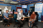 Tetamu Warna Pagi