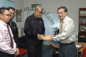 Sumbangan Hari Raya Kpd Staf Ikim.fm