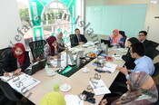 Sesi perbincangan bersama Pusat Kajian Ekonomi Dan Kemasyarakatan (EMAS), IKIM dan Unit Peneraju Agenda Bumiputra (TERAJU)