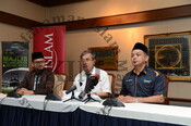 Sidang Media Lambaian Kaabah Plancaran CD