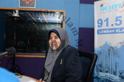 Tetamu Warna Pagi IKIMfm Pn. Ernizahura