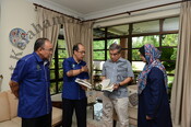 Kunjungan ke rumah mantan Ketua Pengarah IKIM