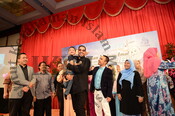 Makan Malam Amal (Ibu Ratu Hatiku)