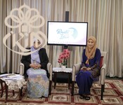 Rakaman program TVIkim "Wanita dan Islam" bersama YBhg. Datuk Prof. Dr. Azizan Baharuddin